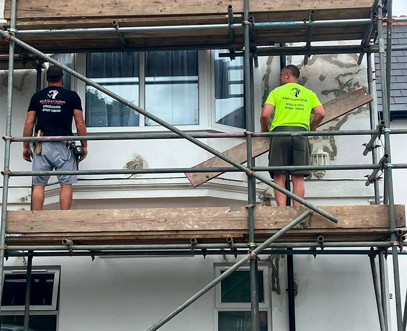 Scaffolder working on a home project